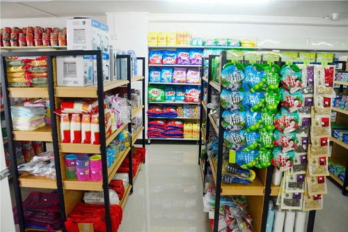 錦繡嘉園大型超市開業盛況 日用百貨促銷火爆，市民熱情高漲